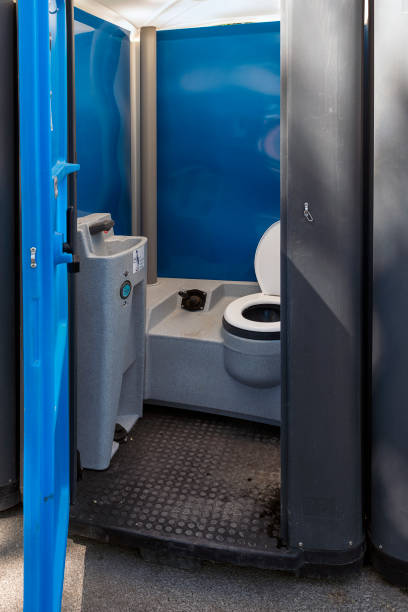 Porta potty rental for outdoor events in Haysville, KS