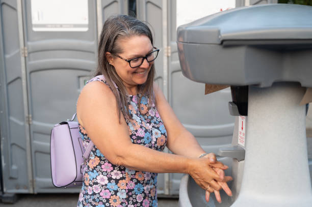 Best Affordable porta potty rental  in Haysville, KS